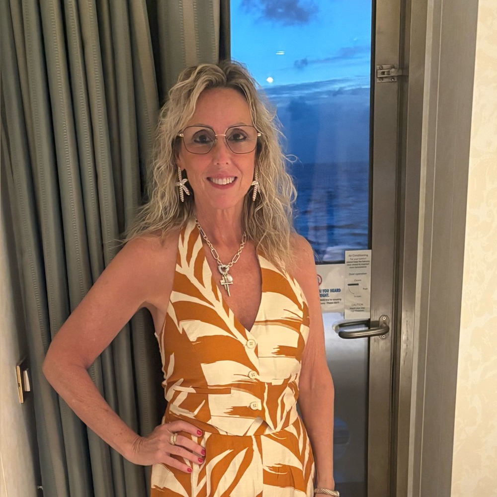 Meet your Posher, Kim